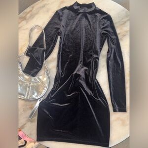 H&M Black Velvet Long Sleeve Dress